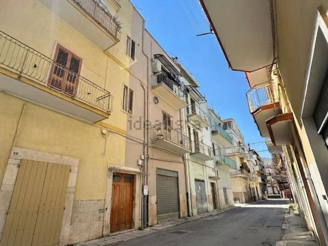 Appartamento in vendita di 66 m² in Via Cappello da Milano, 78