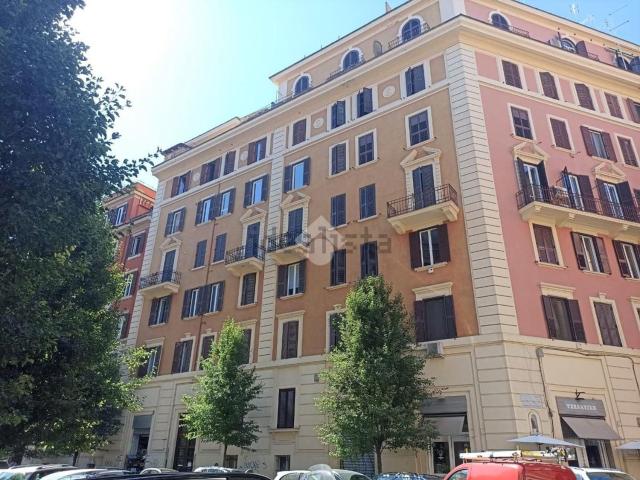 Appartamento in vendita di 66 m² in Via Carlo Mirabello