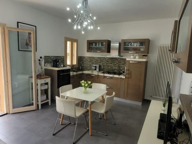 Appartamento in vendita di 66 m² in Via Cervi Fratelli