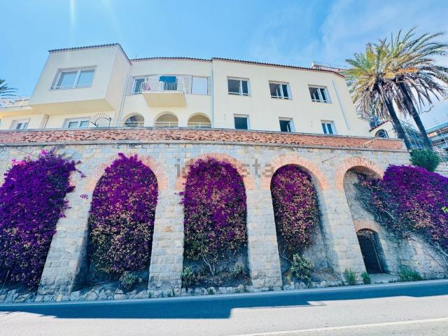 Appartamento in vendita di 66 m² in Via Charles Garnier, 60