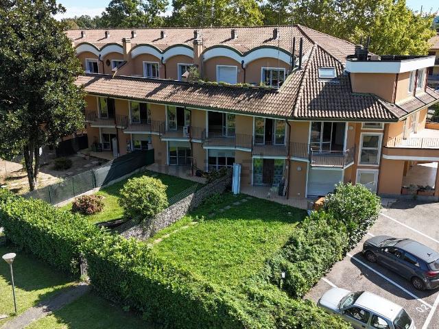 Appartamento in vendita di 66 m² in Via degli Alpini