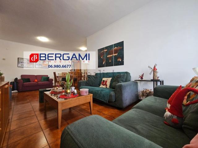 Appartamento in vendita di 66 m² in Via dei Mughetti, 5