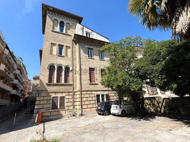 Appartamento in vendita di 66 m² in Via del Santuario, 1