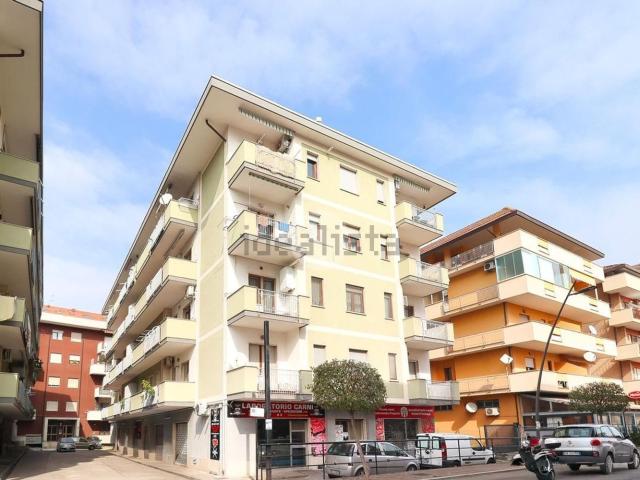 Appartamento in vendita di 66 m² in Via della Rinascita, 13
