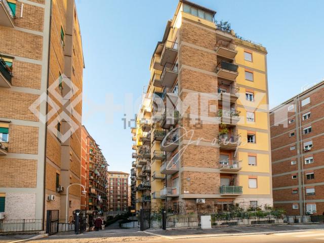 Appartamento in vendita di 66 m² in Via Filippo Meda, 169