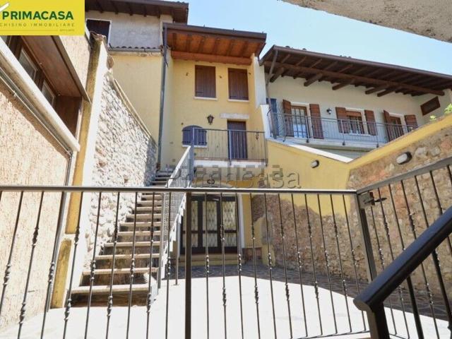 Appartamento in vendita di 66 m² in Via Maclino
