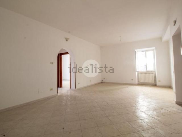 Appartamento in vendita di 66 m² in Via Mazzini, 1