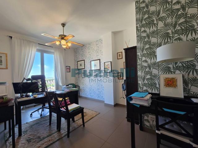 Appartamento in vendita di 66 m² in Via Ognisanti, 21
