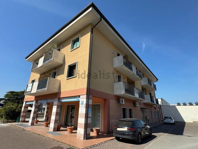 Appartamento in vendita di 66 m² in Via Roma, 135
