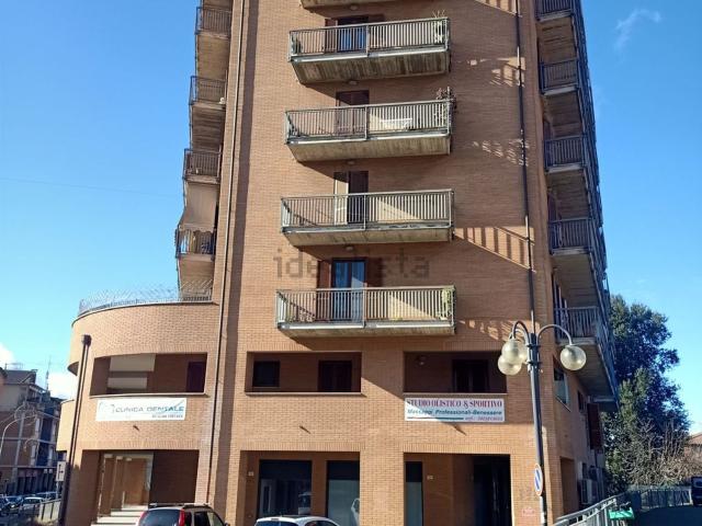 Appartamento in vendita di 66 m² in Via Romagna, 118