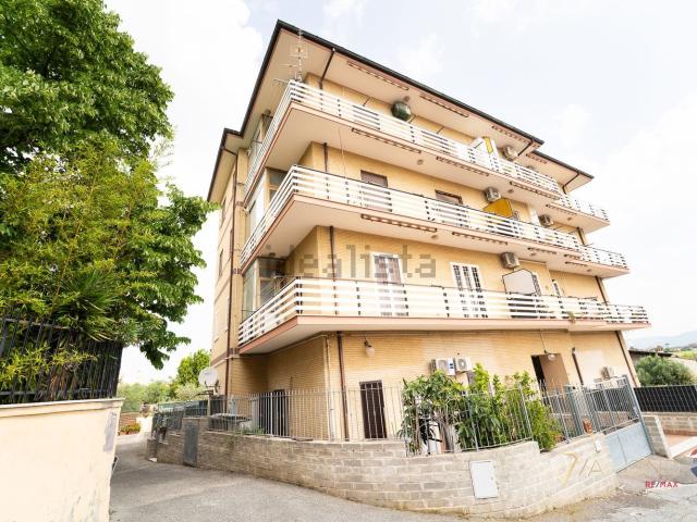 Appartamento in vendita di 66 m² in Via Sante Marie, 39
