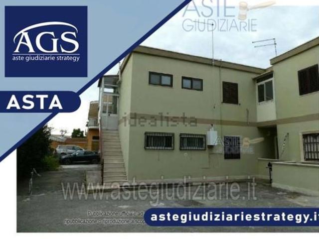 Appartamento in vendita di 66 m² in Viale Jonio, 388