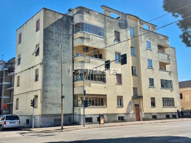 Appartamento in vendita di 66 m² in Viale Trento, 39