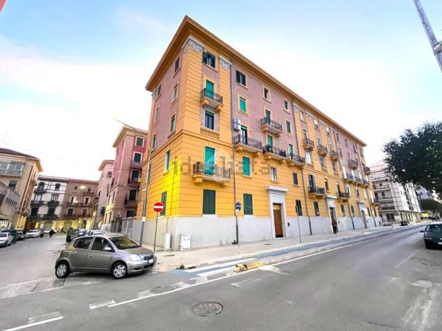 Appartamento in vendita di 68 m² in Piazza Vittorio Veneto, 1