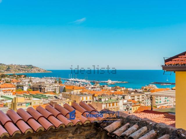 Appartamento in vendita di 68 m² in Vicolo Costa, 9