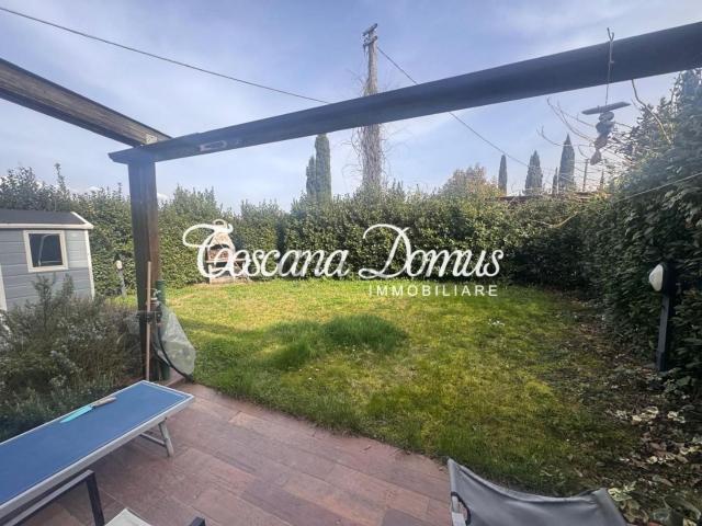 Appartamento in vendita di 68 m² in Via Uopini