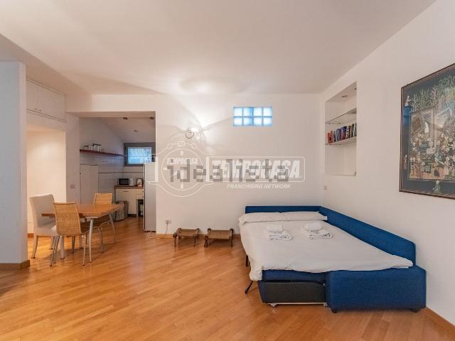 Appartamento in vendita di 68 m² in Via Valtellina, 6