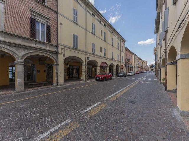 Appartamento in vendita di 68 m² in Via Volontari della Libertà, 7