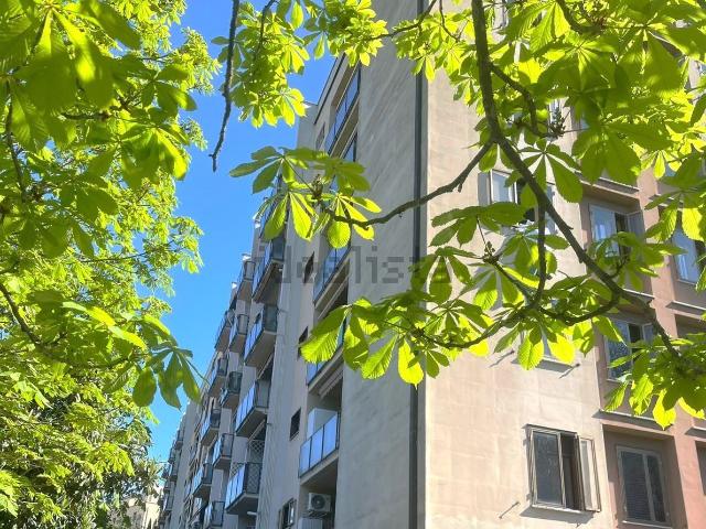 Appartamento in vendita di 68 m² in Via Antonio Pesenti, 102