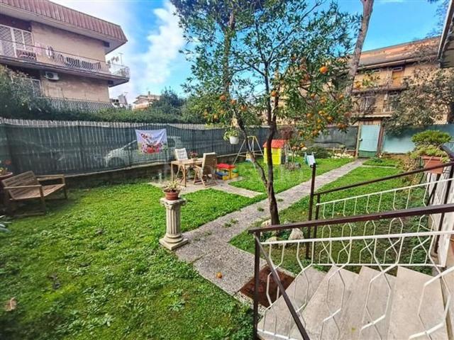Appartamento in vendita di 68 m² in Via del Fontanile Anagnino