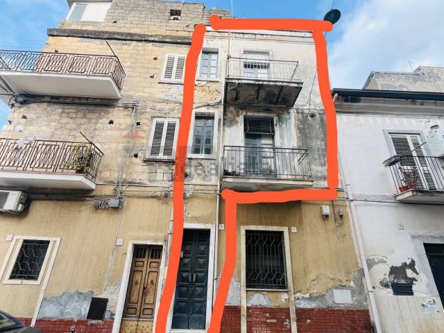 Appartamento in vendita di 68 m² in Via Giacomo Leopardi, 5