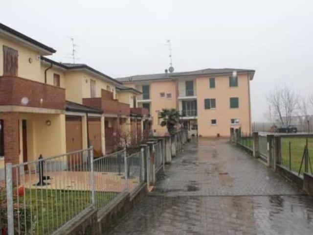 Appartamento in vendita di 68 m² in Via Guastalla, 203