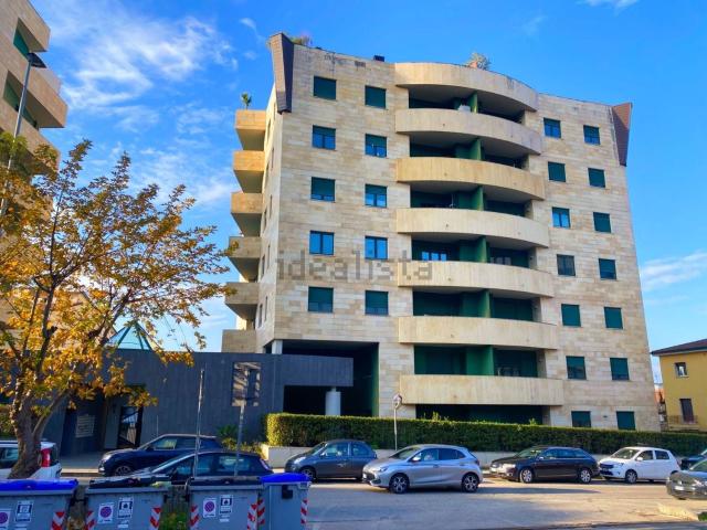 Appartamento in vendita di 68 m² in Via Luigi Canali, 23