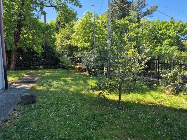 Appartamento in vendita di 69 m² in Località Aurisina Cave