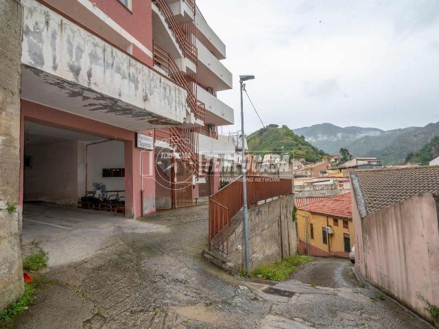 Appartamento in vendita di 69 m² in Località Santo Stefano Medio, 1