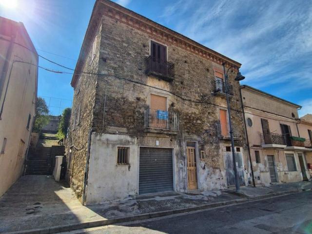 Appartamento in vendita di 69 m² in Via Armando Diaz