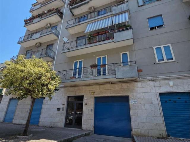 Appartamento in vendita di 69 m² in Via Augusto Pierantoni, 38
