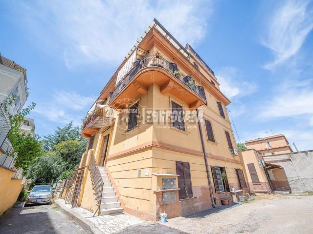 Appartamento in vendita di 69 m² in Via Cincinnato, 17