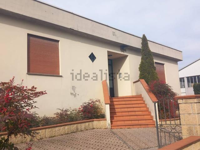 Appartamento in vendita di 69 m² in Via Industriale, 14