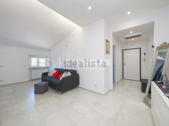 Appartamento in vendita di 69 m² in Via Mezzoldo, 95