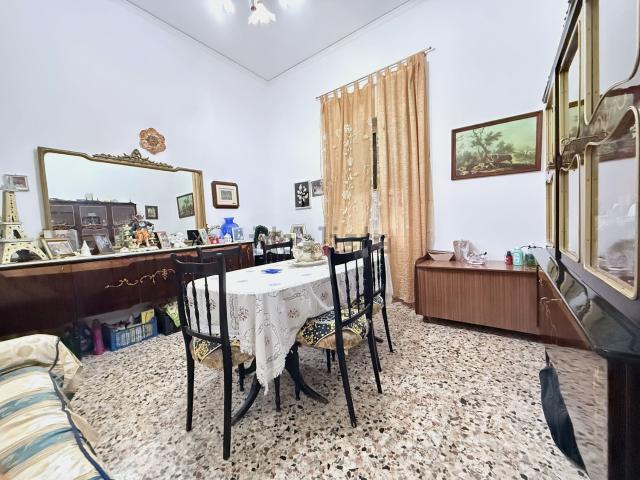 Appartamento in vendita di 73 m² in Largo Cortona, 2
