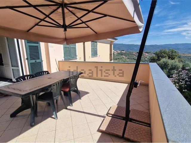 Appartamento in vendita di 73 m² in Strada Diano Gorleri, 7