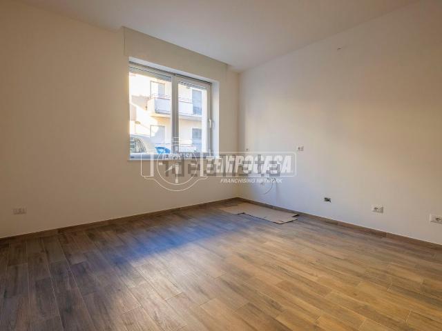 Appartamento in vendita di 73 m² in Via Ugo Foscolo, 22