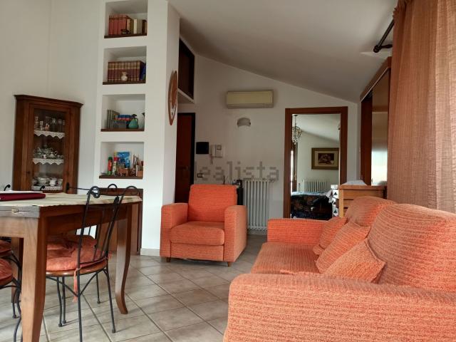 Appartamento in vendita di 73 m² in Via Umbria, 3