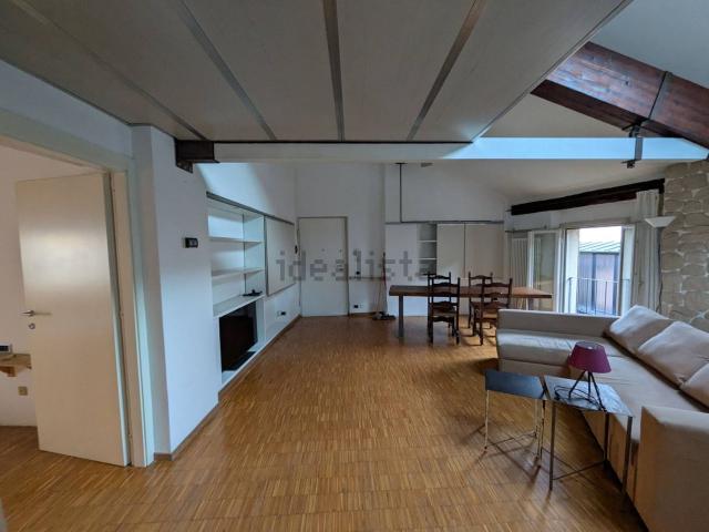 Appartamento in vendita di 73 m² in Via Vetera, 4