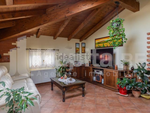 Appartamento in vendita di 73 m² in Via Benedetto Schiassi