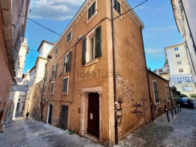 Appartamento in vendita di 73 m² in Via Bonda, 1