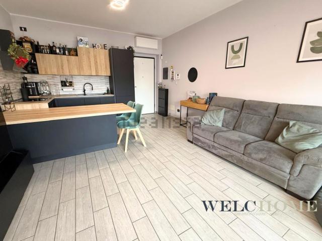 Appartamento in vendita di 73 m² in Via D&apos Antona Massimo, 25
