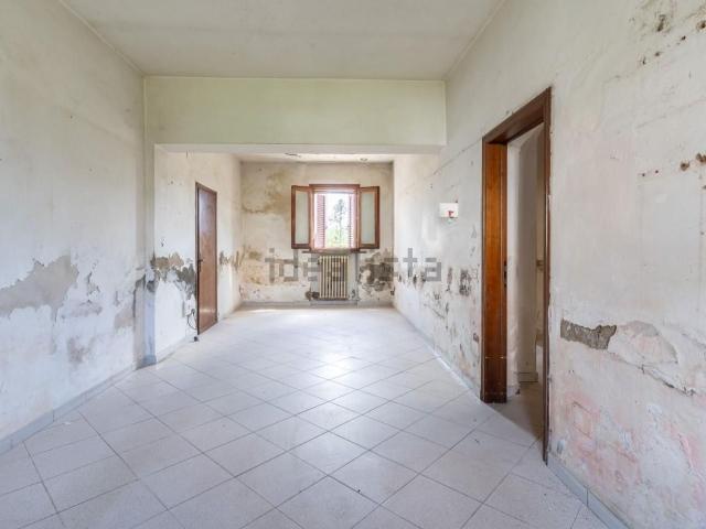 Appartamento in vendita di 73 m² in Via delle Croci, 50053