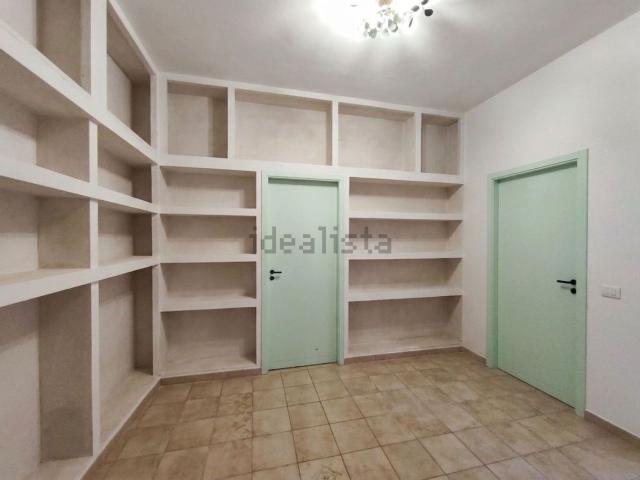 Appartamento in vendita di 73 m² in Via di Donna Olimpia
