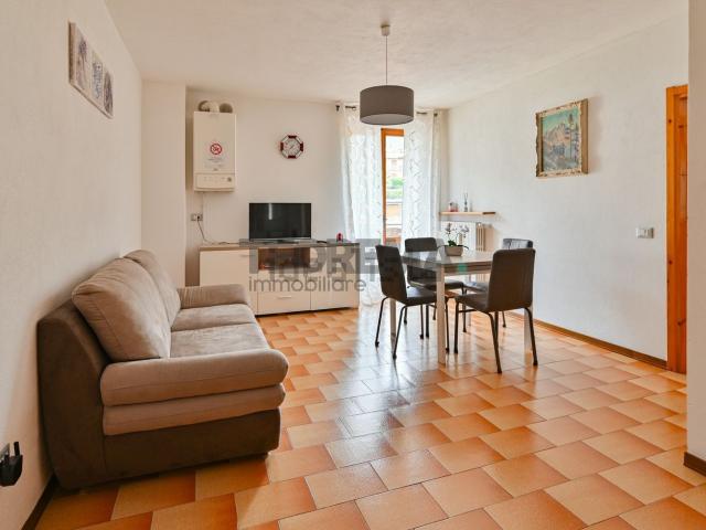Appartamento in vendita di 73 m² in Via Foppa al Verde, 14