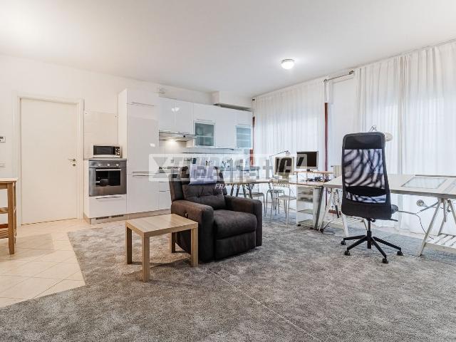 Appartamento in vendita di 73 m² in Via Giacomo Manzú, 8