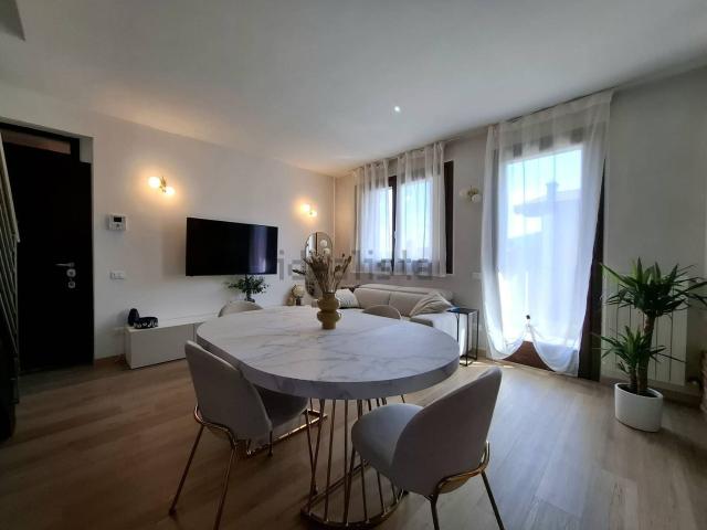 Appartamento in vendita di 73 m² in Via Monte Nevoso