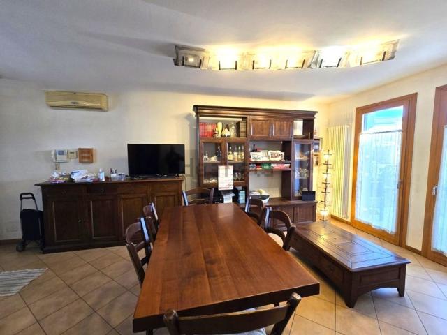 Appartamento in vendita di 73 m² in Via Orlanda, 265