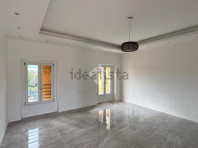 Appartamento in vendita di 73 m² in Via Padova, 11