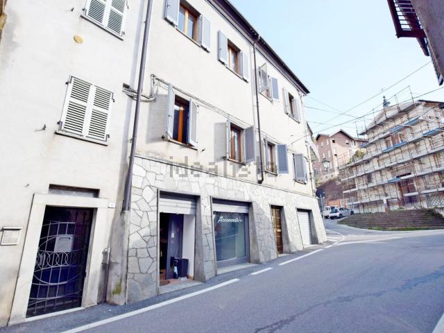 Appartamento in vendita di 73 m² in Via Sant&apos Evasio, 3